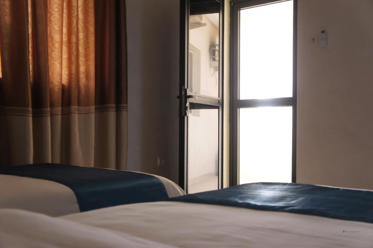 Valencia Hotel & Appartements ヌアディブ エクステリア 写真